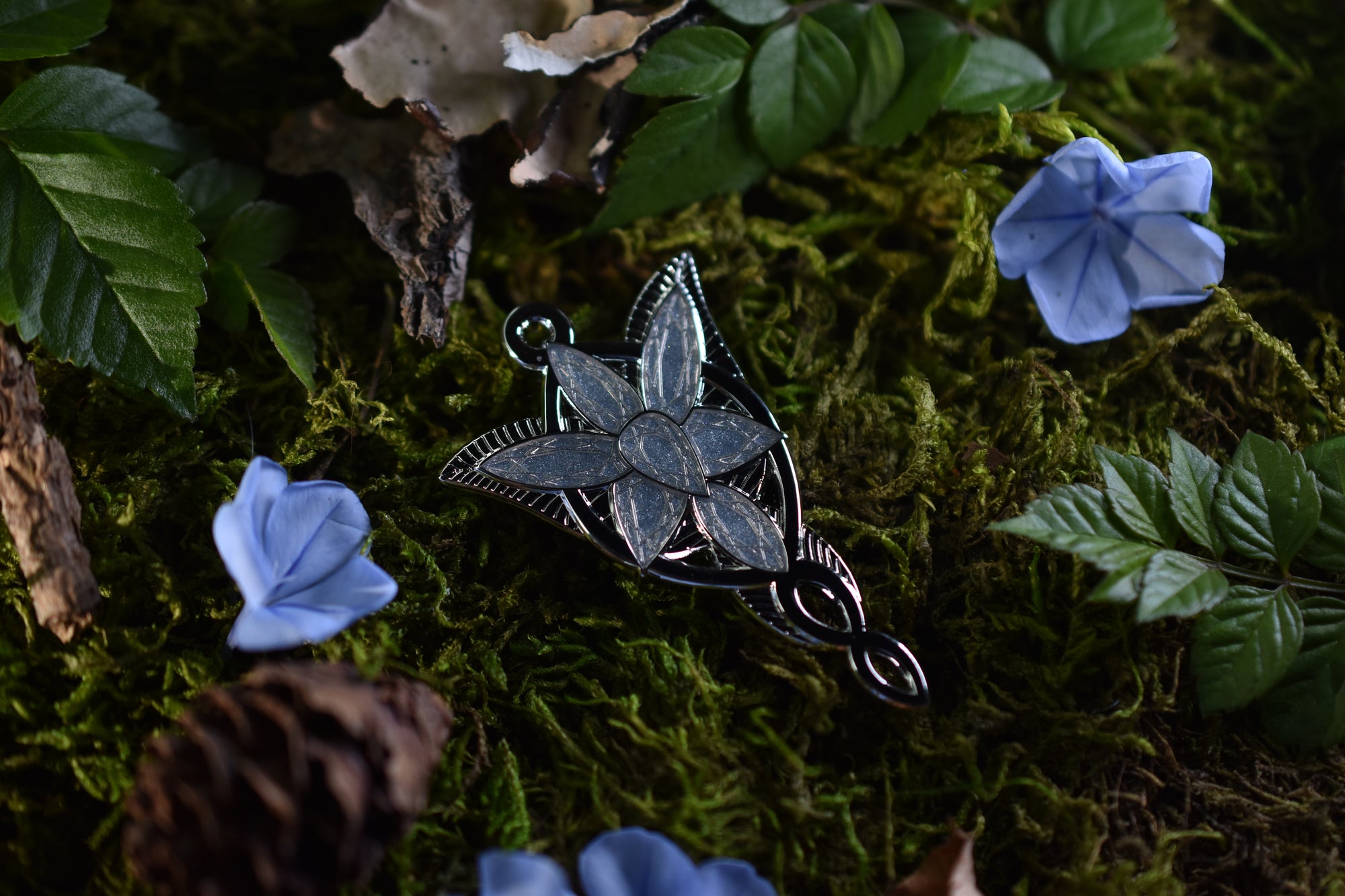 Evenstar Enamel Pin image 1